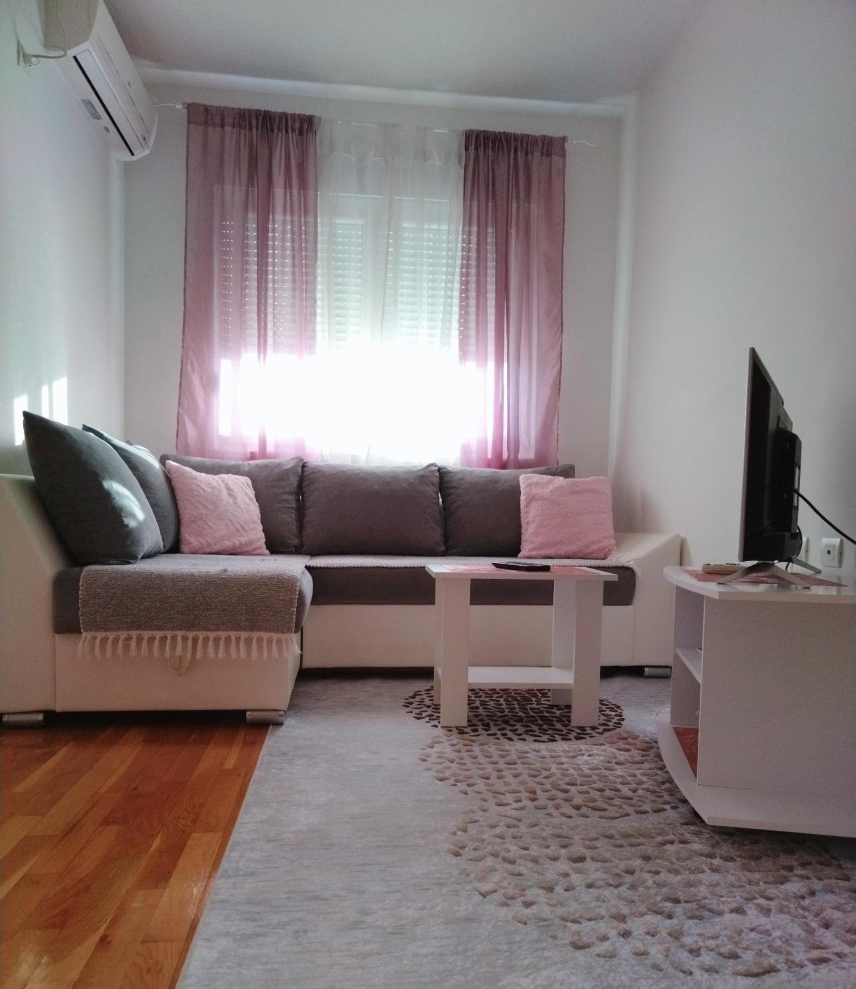 Apartman Natasha 트레빈예 외부 사진